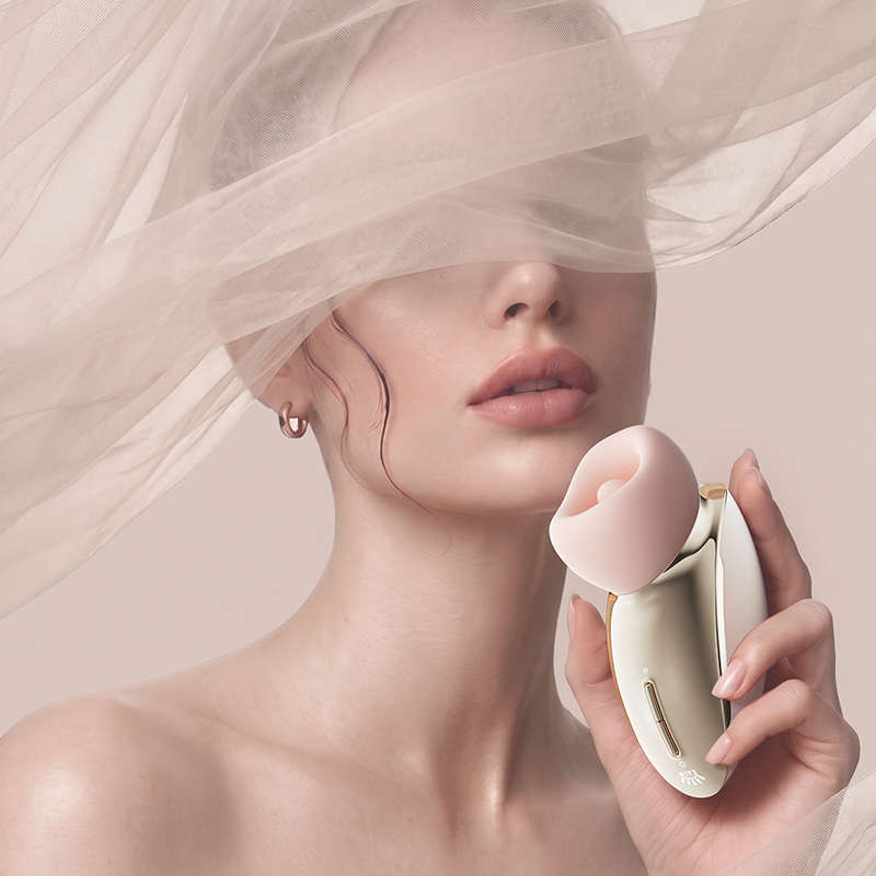 ZALO LUXA App-Controlled Oral Suction & Vibrating Massager | 7 Suction & 8 Vibration Modes