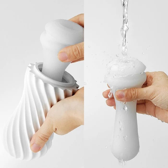 Tenga FLEX Silky White/Black & Tenga - Moova Series Masturbation Flex Cup