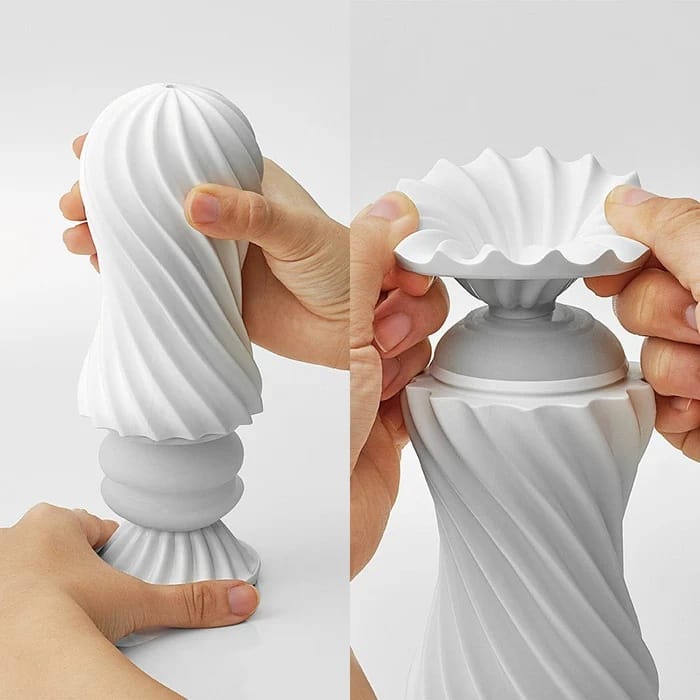 Tenga FLEX Silky White/Black & Tenga - Moova Series Masturbation Flex Cup