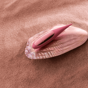 Lelo - Dot Travel Rechargeable Clitoral Pinpoint Vibrator Purple and Pink