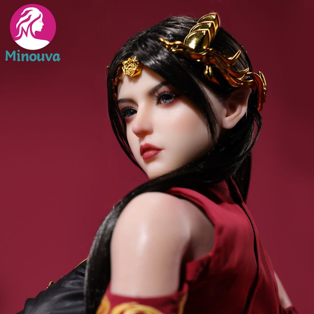 Figure with golden crown and long dark hair, side profile