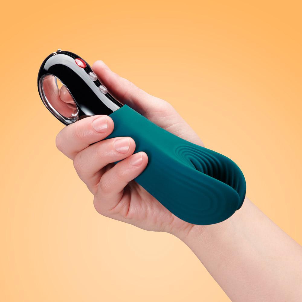Fun Factory MANTA VIBRATING STROKER